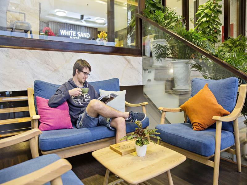 Khách Sạn&căn Hộ White Khách sạn 4*